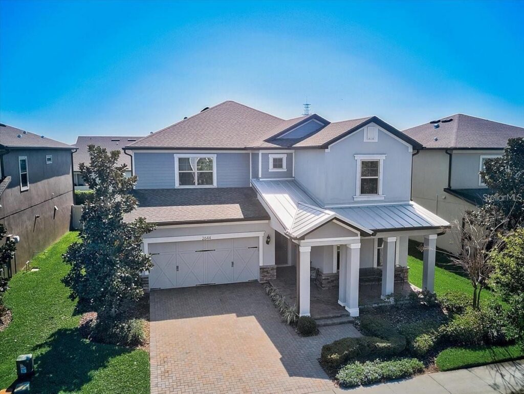 2644 Whittler Br